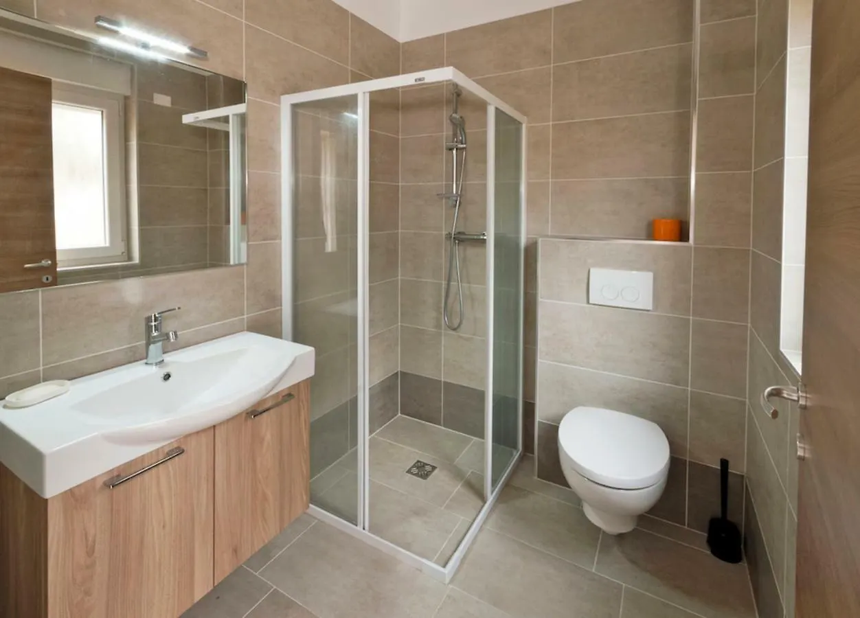 Сasa de vacaciones Giotto Holiday Houses Vrsi Croacia